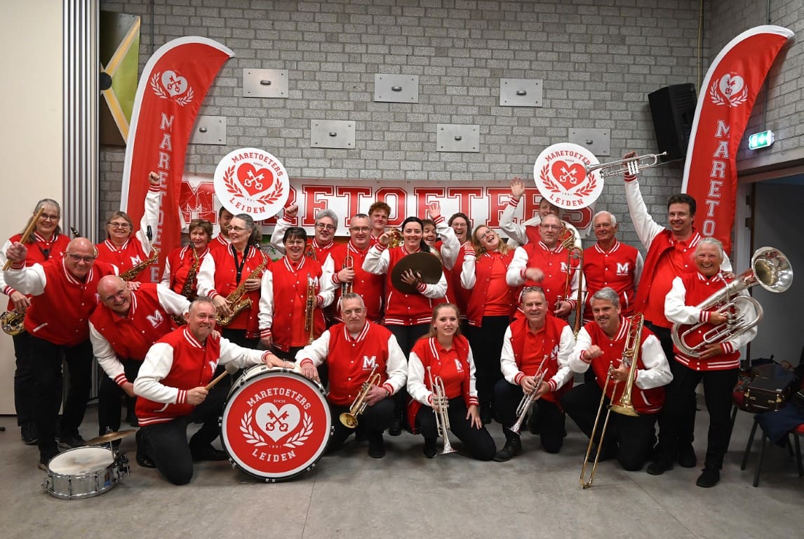 Blaaskapel De Maretoeters bestaat 35 jaar